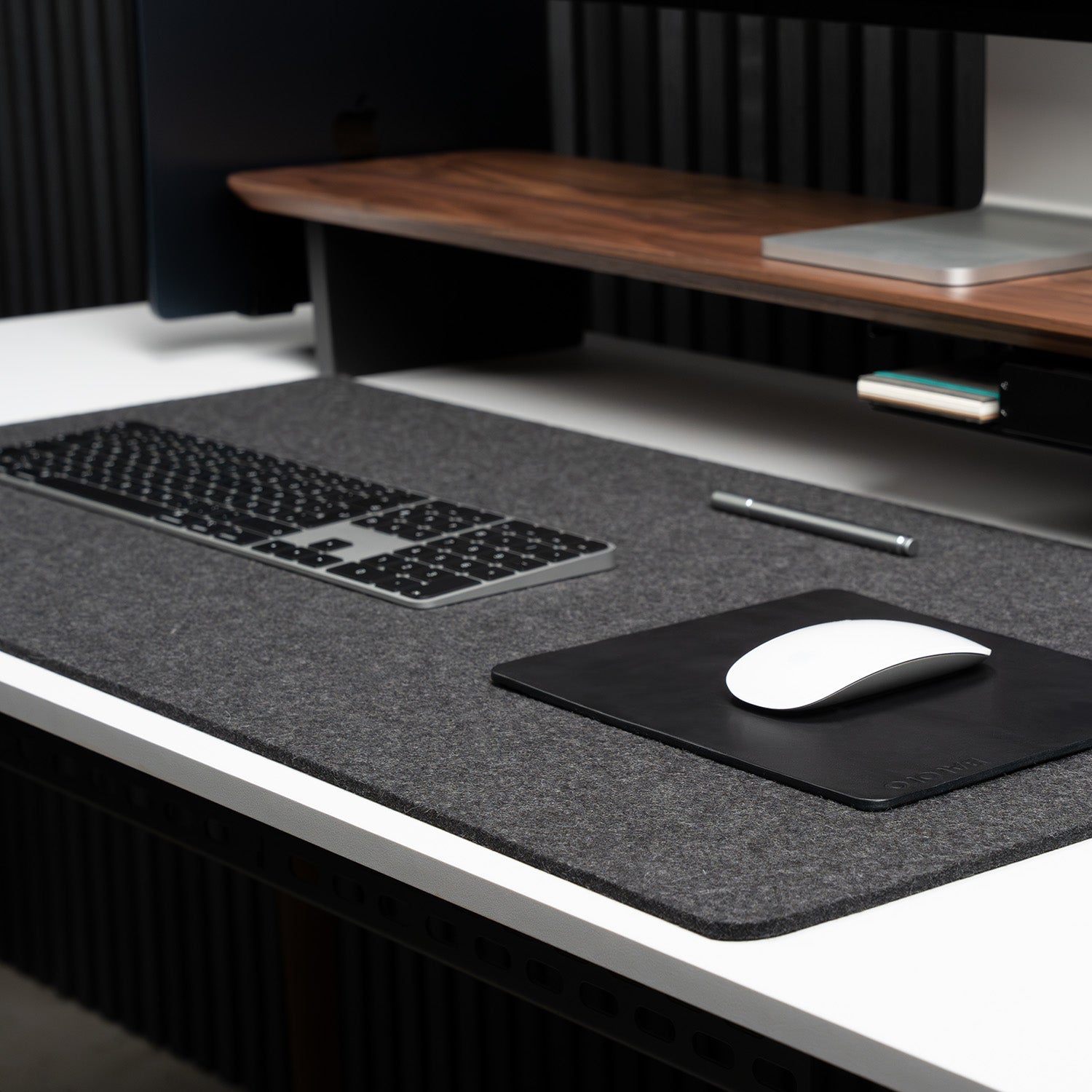 BALOLO, Desk Pad Large, Desk Pad, Schreibtischunterlage, Filz, Wollfilz, Filzunterlage, desk setup, office, büro, home office, ergonomisches Arbeiten, aufgeräumter Arbeitsplatz